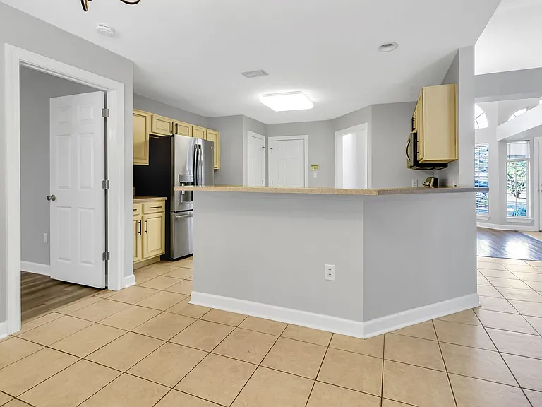 4429 Southminster Cir — Photo 34