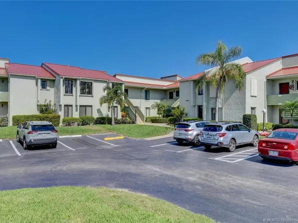 5463 SE Miles Grant Rd APT 209, Stuart, FL 34997