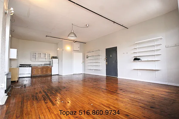 Rented by Rental Solutions Inc | media 32