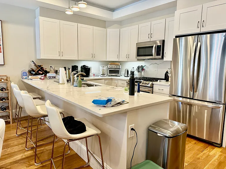 470 Green St #2 — Photo 23