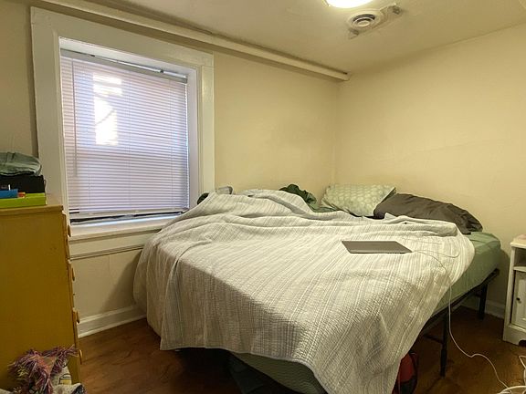 5th image of 1902 W Cortland St #G