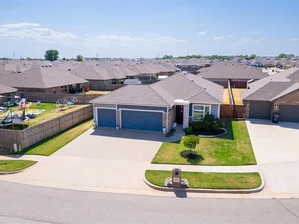 3509 Upland Ridge Dr, Yukon, OK 73099