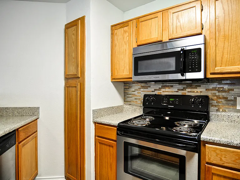 Residences at Bear Creek — Photo 8