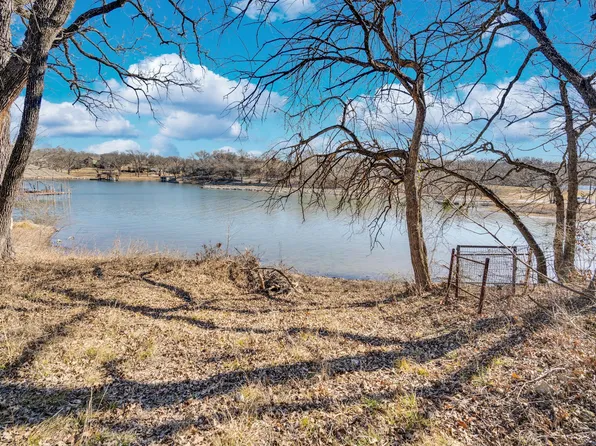 83 Baugh Rd, Gainesville, TX 76240