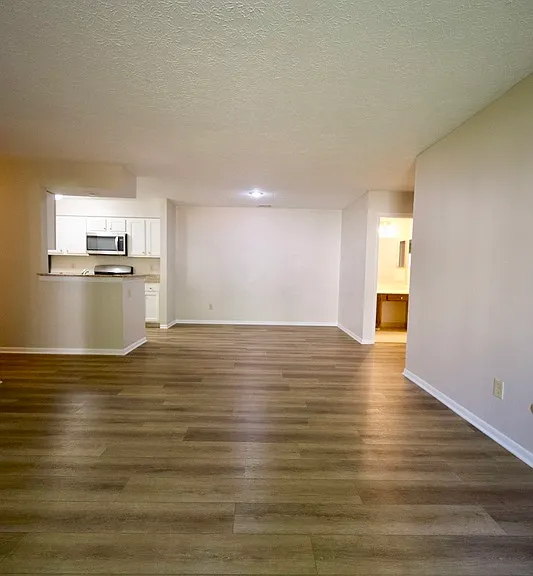 2245 Hedgerow Rd #B — Photo 12