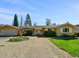 4 Risa Ct, Orinda, CA 94563