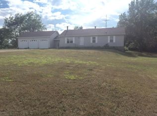 310 S County Line Rd, Benton Harbor, MI 49098