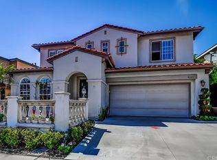 8265 E Brookdale Ln, Anaheim, CA 92807