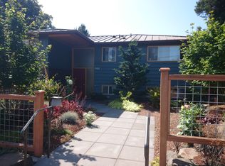 745 N 97th St, Seattle, WA 98103