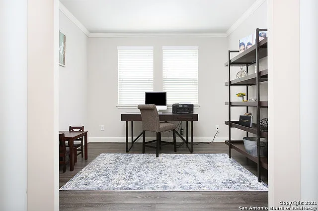 4 bed, 3002 sqft, $2,400 — Photo 4