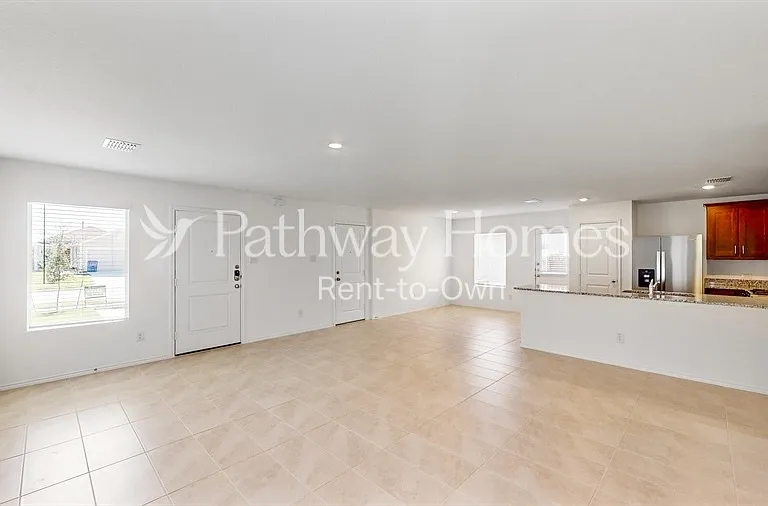 1329 Plum Rd — Photo 6
