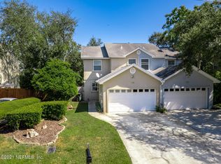 719 Main St, Atlantic Beach, FL 32233