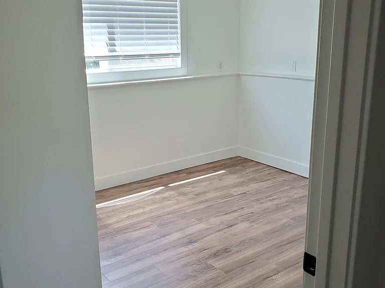 165 N 850 E — Photo 23