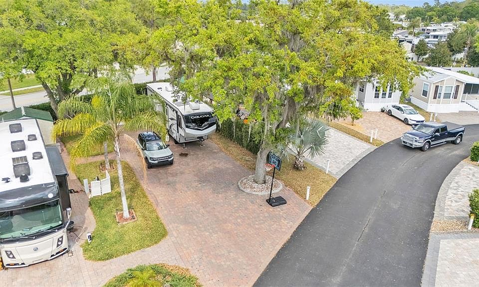 1st image of 16329 CHERRY TREE COURT