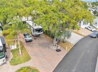 16329 Cherry Tree Ct, Clermont, FL 34714