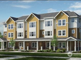 19255 NE 69th Cir #102, Redmond, WA