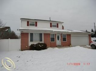 27108 Wyatt Ave, Brownstown, MI 48183