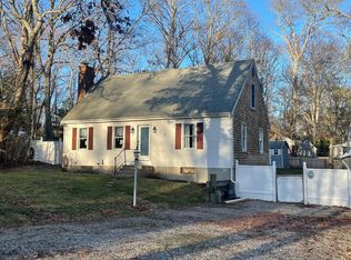40 Briar Patch Ln, Mashpee, MA 02649