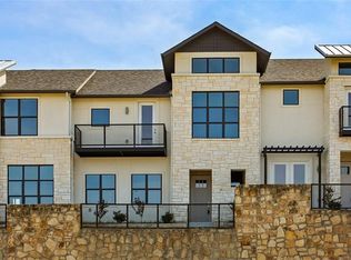 2208 Hemingway Ln, Carrollton, TX 75010