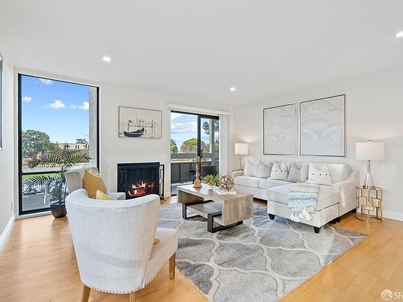 2nd image of 1081 Beach Park Blvd APT 212