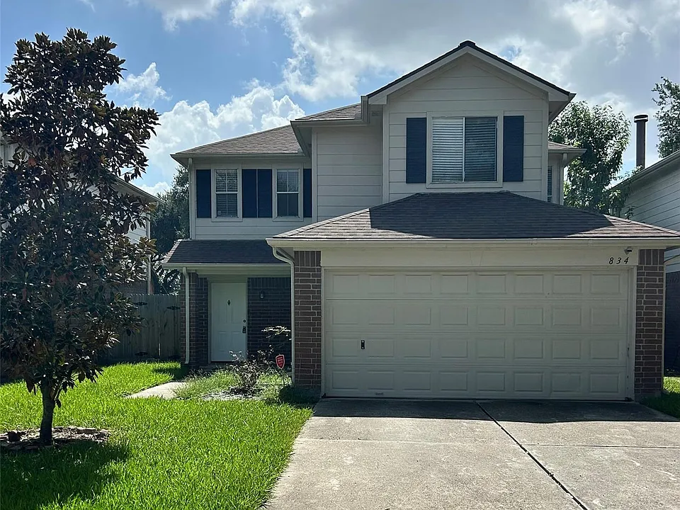 834 Oak West Dr