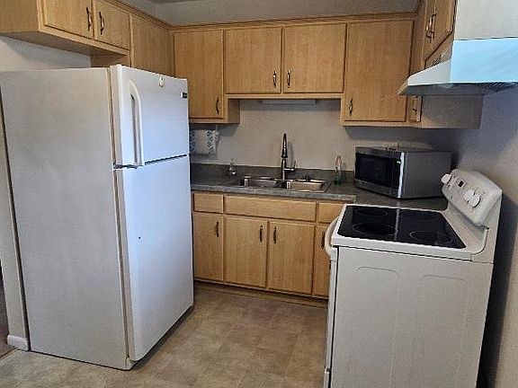 5th image of 15118 S Park Ave #1