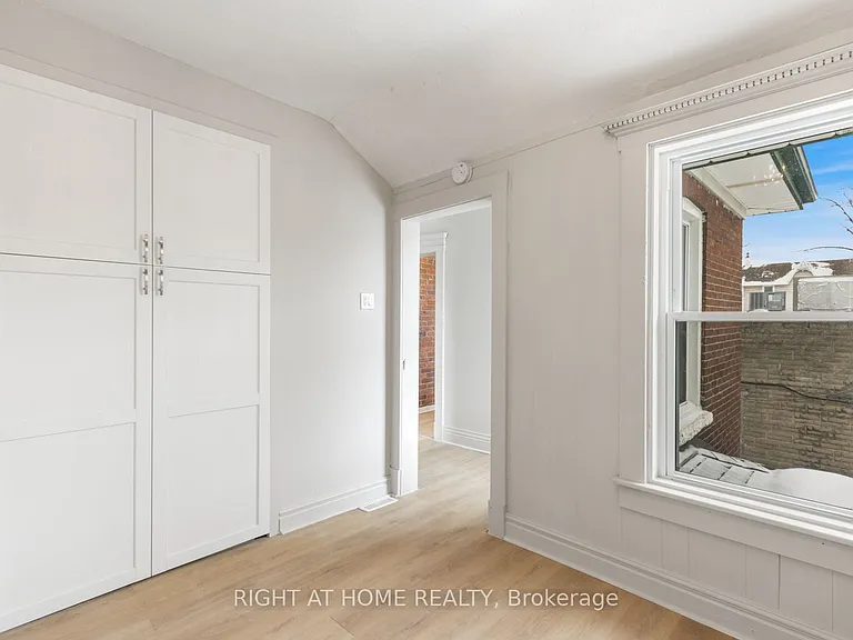 443 Ontario St #2 — Photo 8