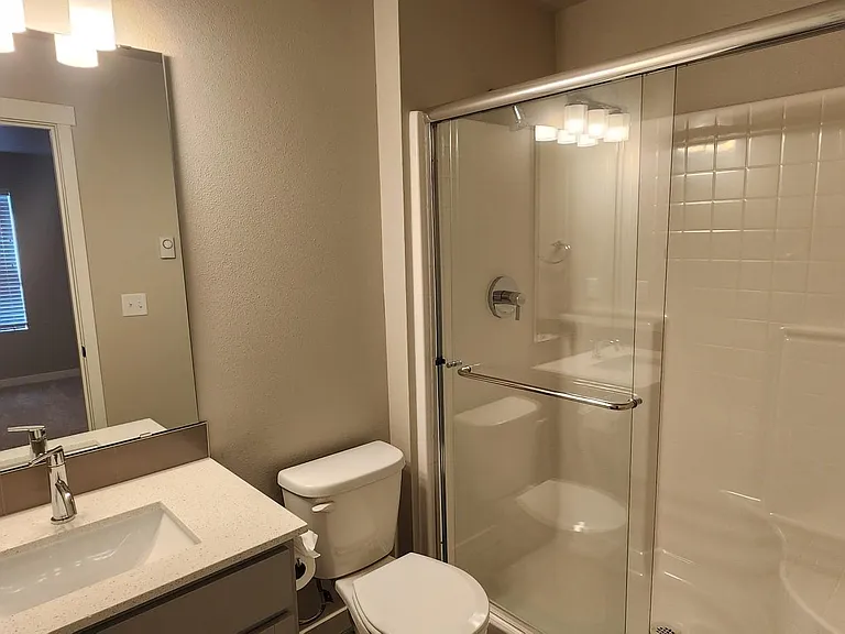 13717 Admiralty Way #K2 — Photo 12