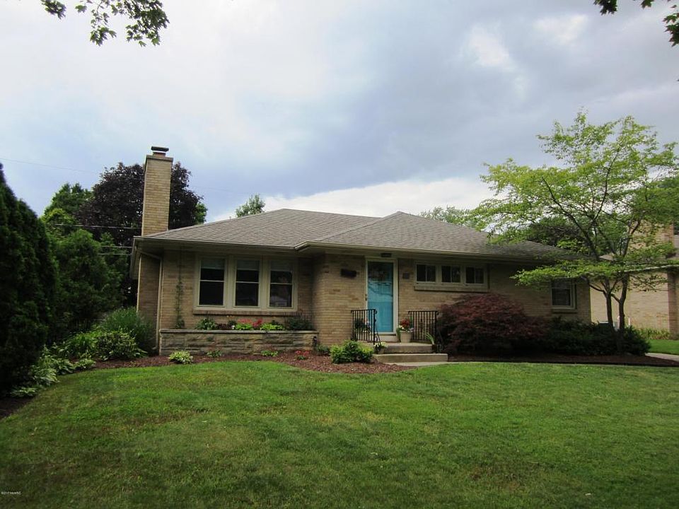 1st image of 85 Westmont Dr NW