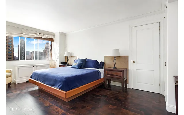 Sold by Douglas Elliman | media 14