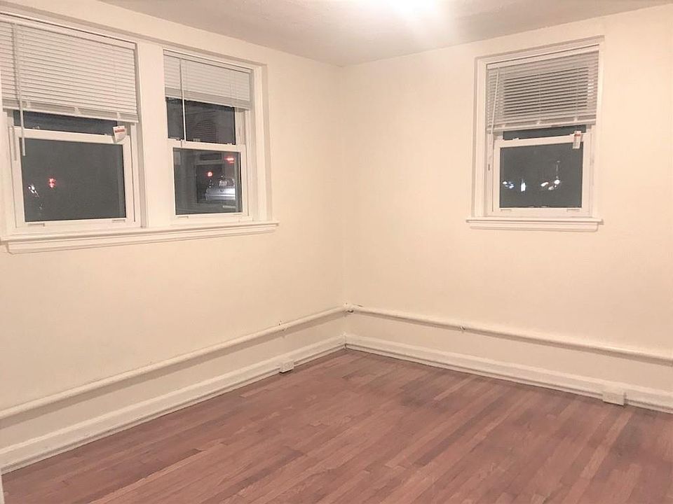 2nd image of 166 Mountain Ave APT A2