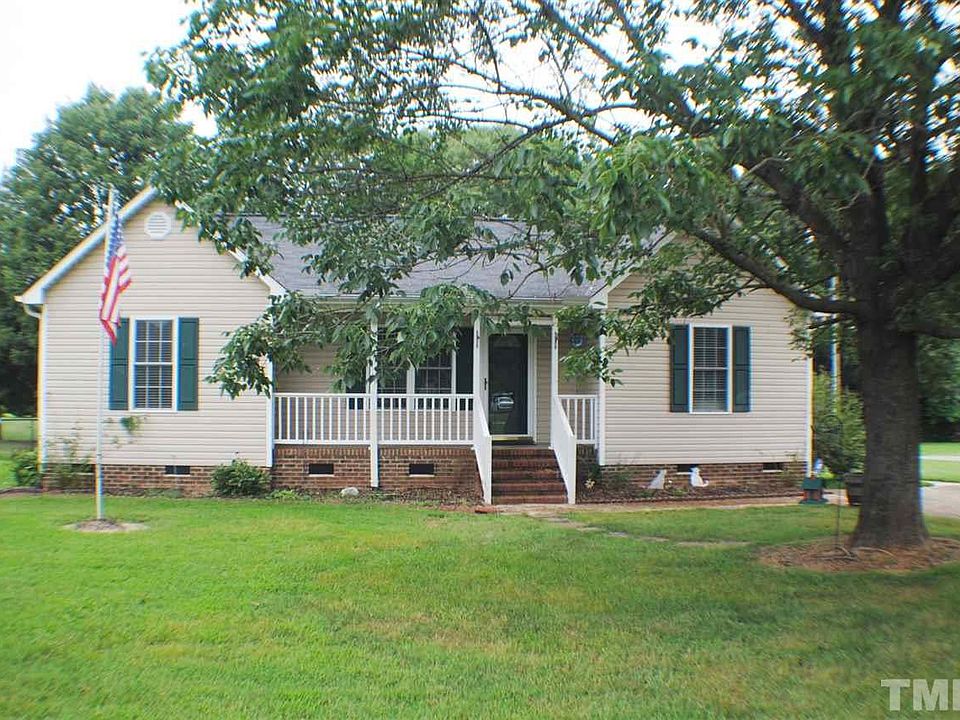 1st image of 2546 Foxfire Ln