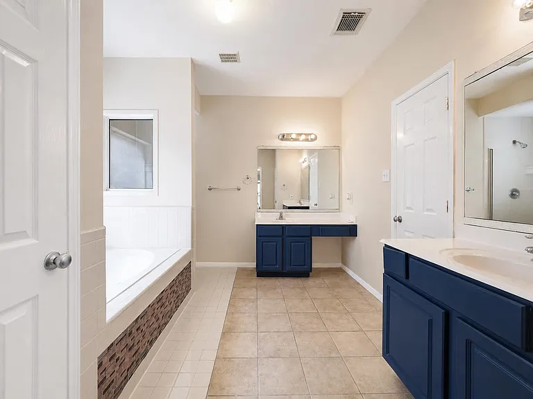 1815 Granite Field Ln — Photo 22