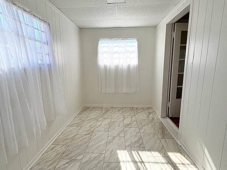 20 E Daytona Dr — Photo 21