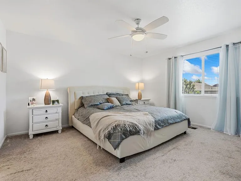 5576 Bexley Dr — Photo 13
