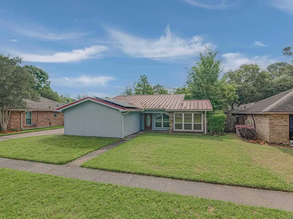 1124 Woodhue Dr, Baton Rouge, LA 70810