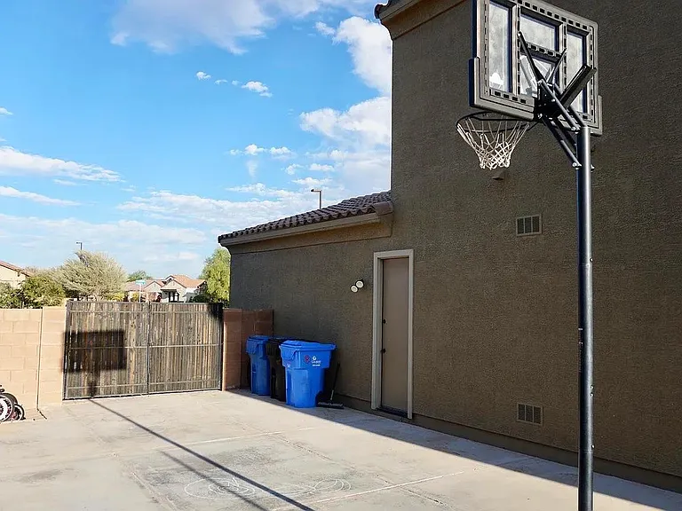 2267 E Tomahawk Dr — Photo 41