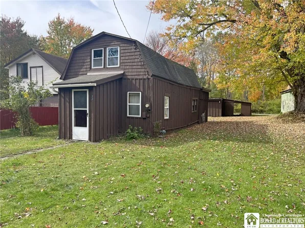 22 Olive Ave, Lakewood, NY 14750