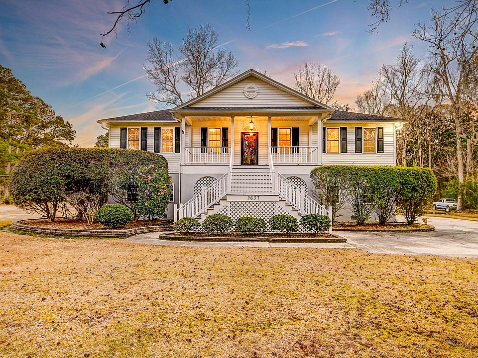 1st image of 2637 Coquina Dr