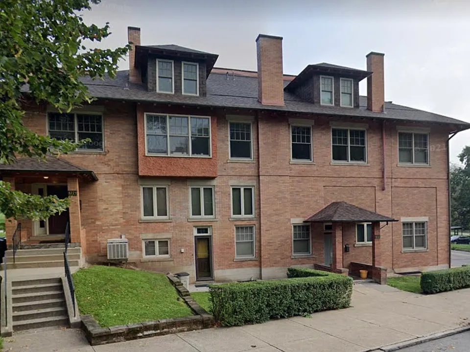 6566 Forbes Ave #1