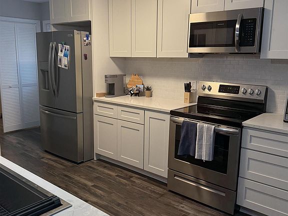 3rd image of 244 Windmere Dr