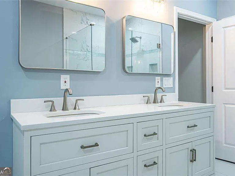 3924 Ashford Dunwoody Rd NE — Photo 18