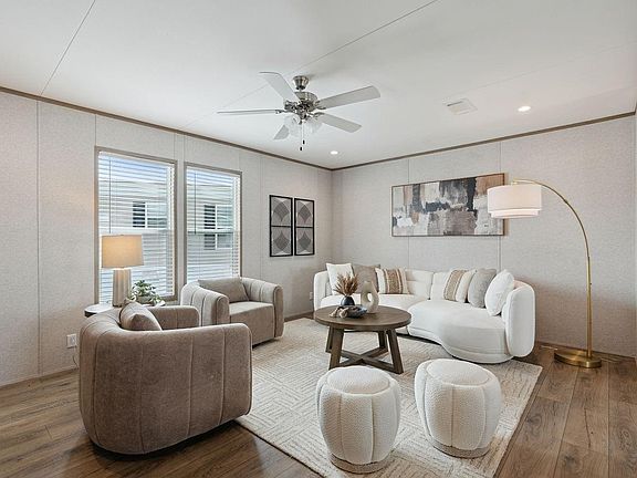 3rd image of 1020 Cottonwoood Bend Ln