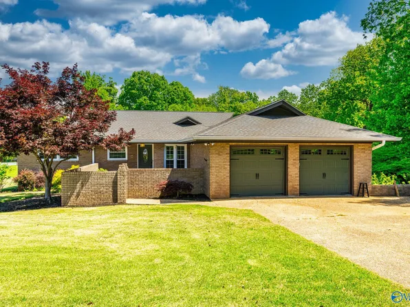 204 Darby Ave, Sheffield, AL 35660