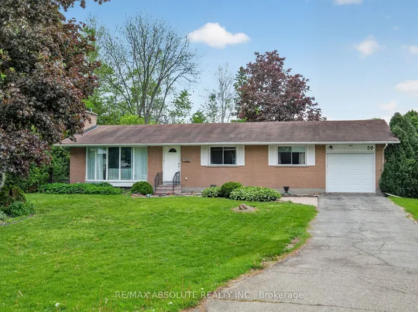 59 Evergreen Dr, Ottawa, ON K2H 6C5