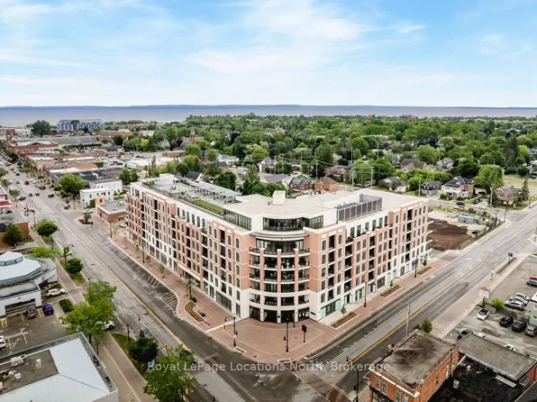 1 Hume St #501, Collingwood, ON L9Y 1W7