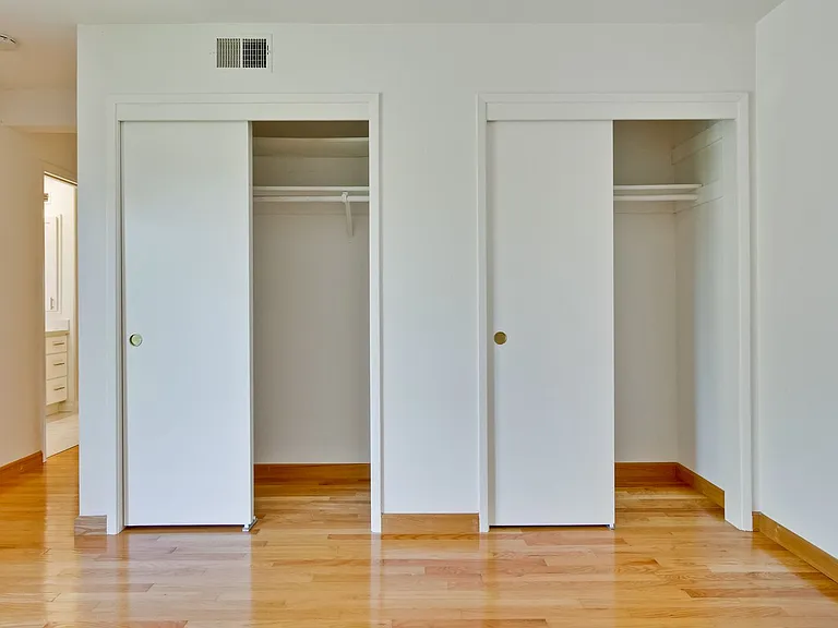 1084 Bluebird Ave — Photo 17