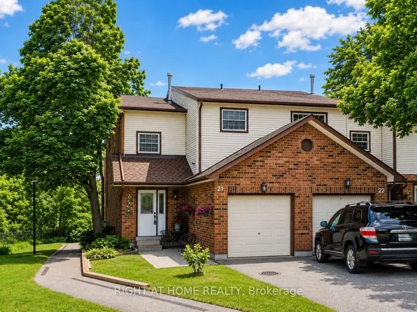 2065 Amherst Heights Ct #21, Burlington, ON L7P 4S1