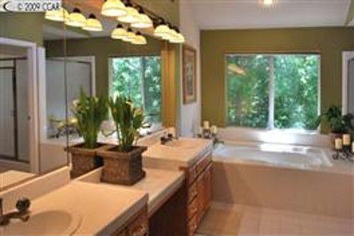 5th image of 417 Skycrest Dr