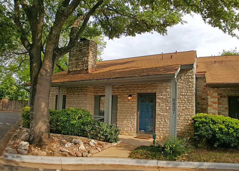 1st image of 8837 N Plaza Ct